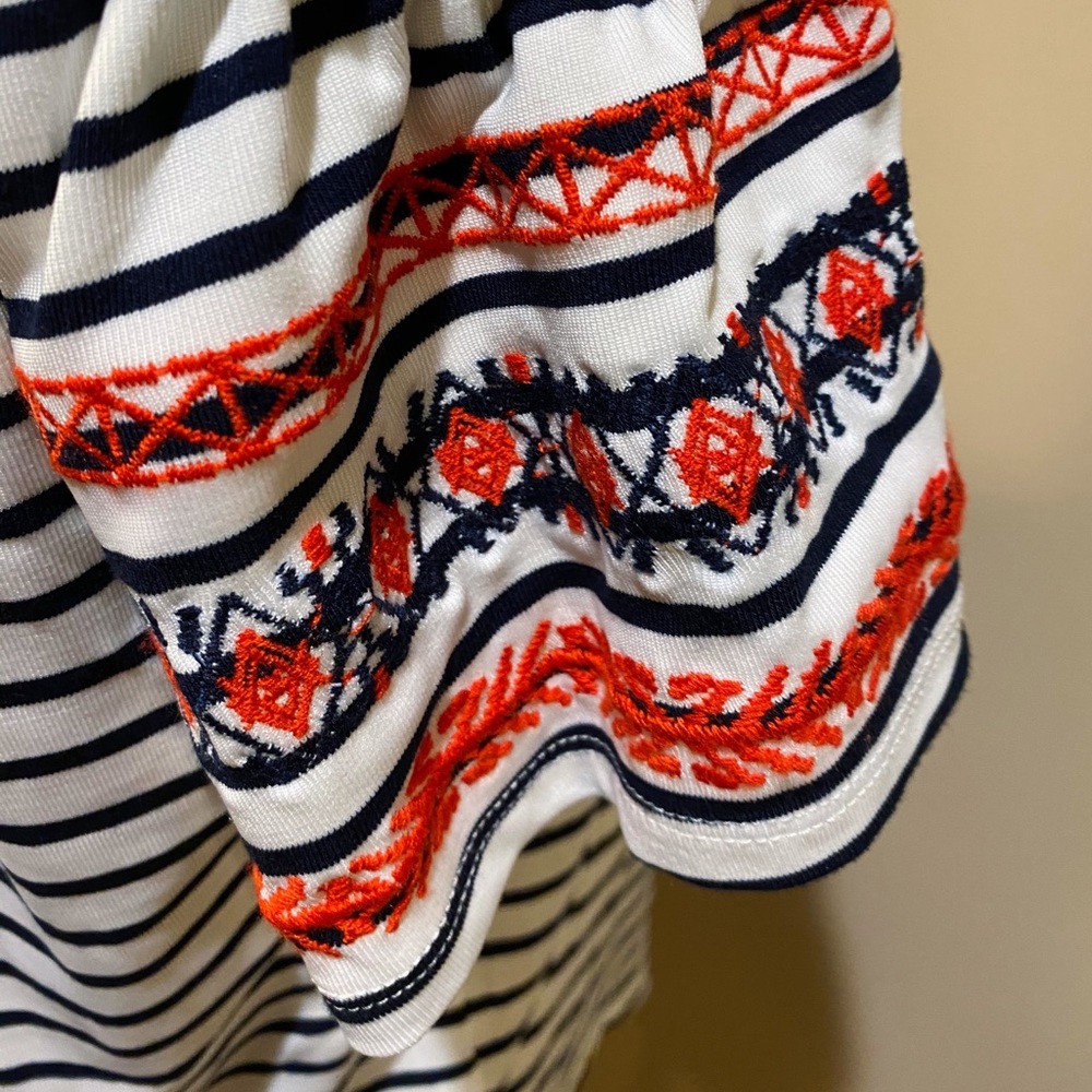 THML Mirah Off The Shoulder Embroidered Top - Picture 7 of 9